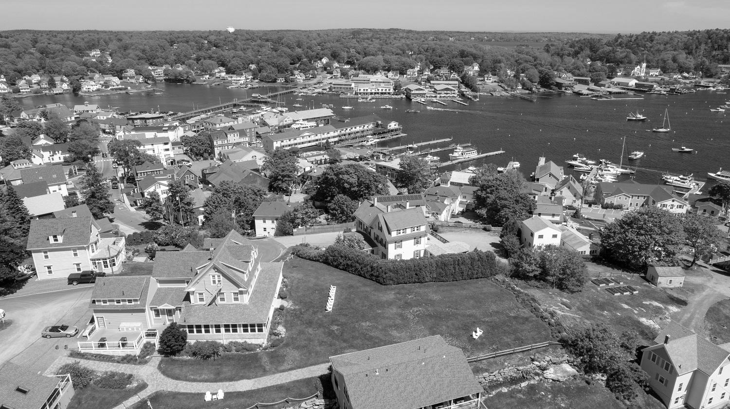 Total Maine town forced to shut after its only clerk quits over denied trip